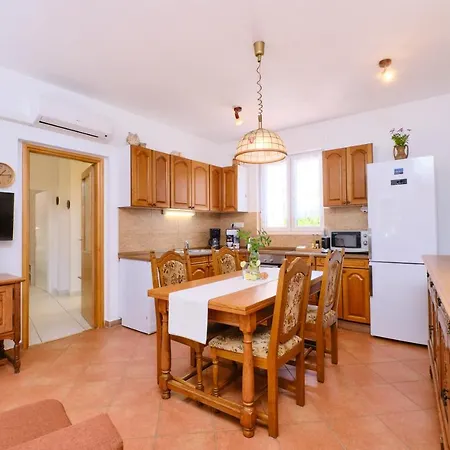 Apartment Antares
