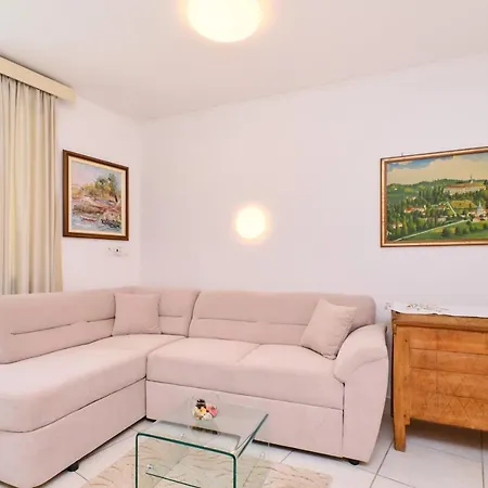 Antares Apartment